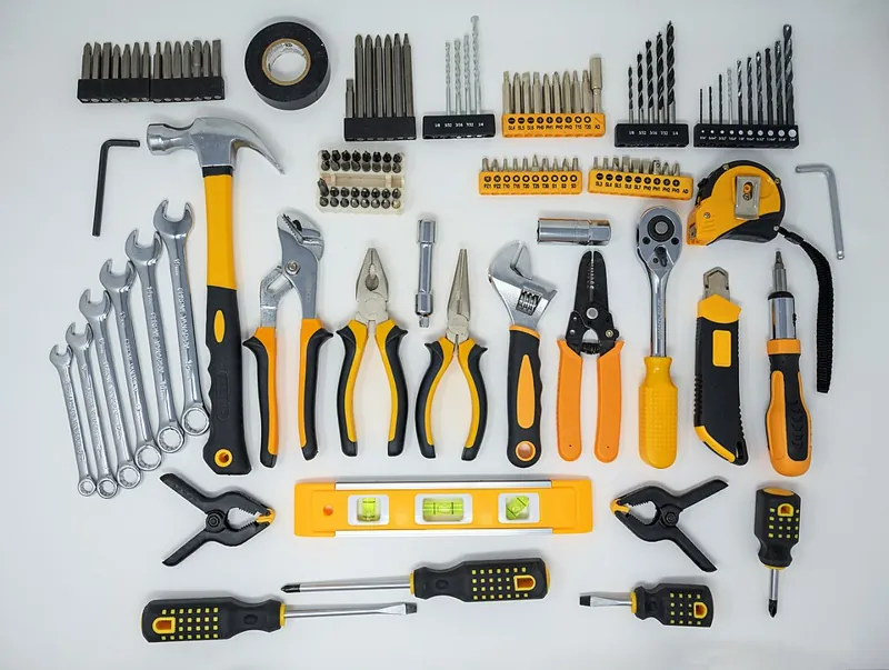 Hand tools and hardware in bulk